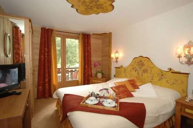 Classic Tek Büyük veya İki Ayrı Yataklı Oda, Dağ Manzaralı