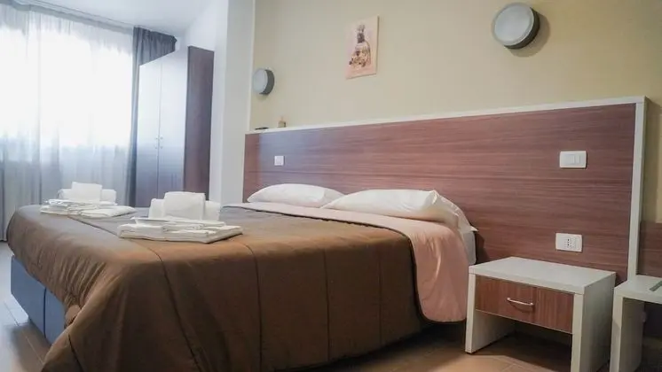Tek Büyük veya İki Ayrı Yataklı Oda