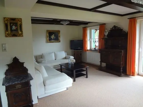 Süit, Balkon (Glockner)