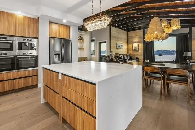 Ev (4 Bedrooms)
