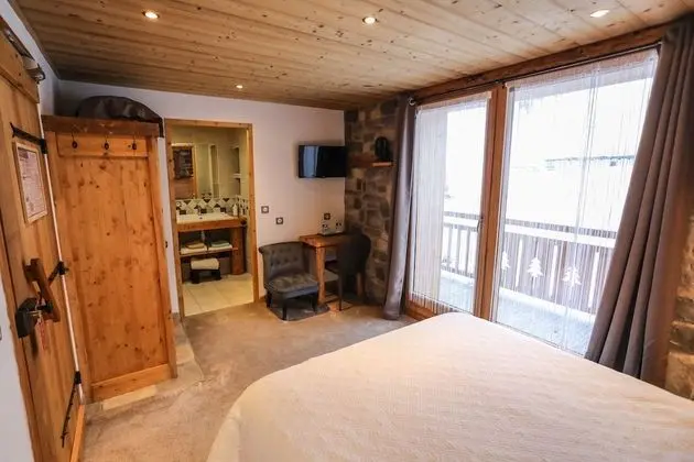 Tek Büyük Yataklı Oda, Dağ Yamacı