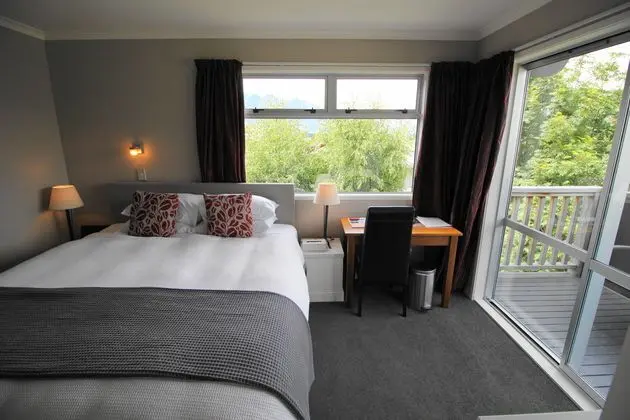 1 Çift ​​kişilik Yatak King Size Bed