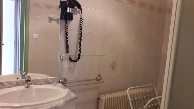 Economy Tek Büyük Yataklı Oda