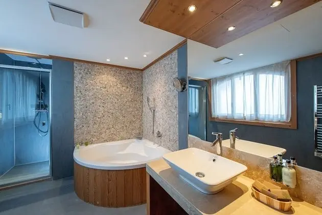 Executive Oda, Dağ Manzaralı