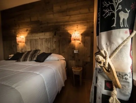 Tek Büyük Yataklı Oda, Dağ Manzaralı