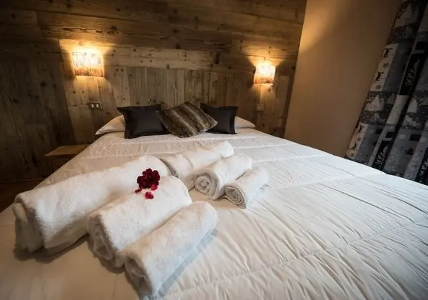 Tek Büyük Yataklı Oda, Dağ Manzaralı