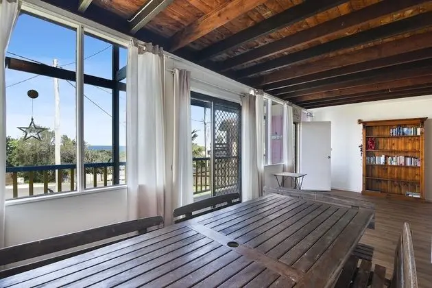 Ev (3 Bedrooms)