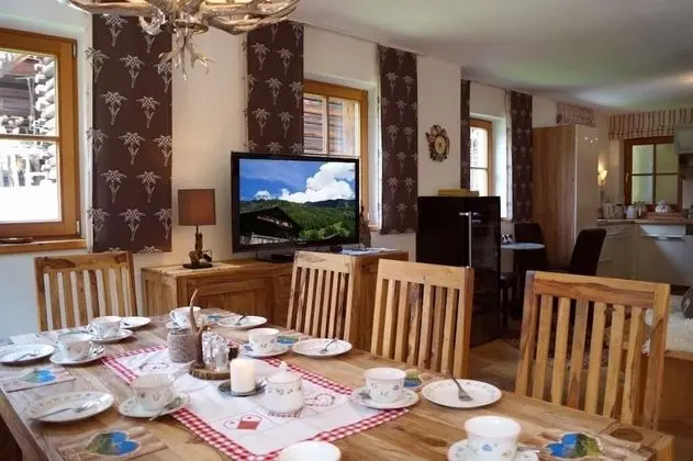 Romantic Dağ Evi