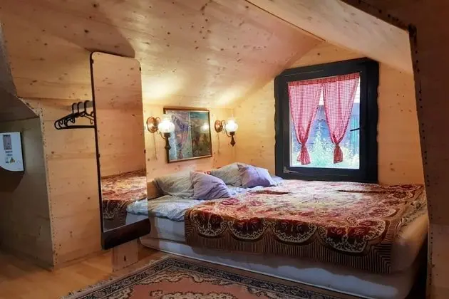 Family Dağ Evi, 2 Çift Kişilik Yatak, Bahçeli (Chalet Tri Breze With Whirlpool)