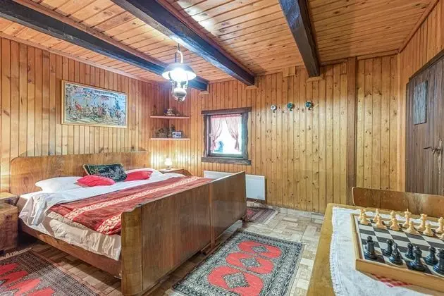 Family Dağ Evi, 2 Çift Kişilik Yatak, Bahçeli (Chalet Tri Breze With Whirlpool)