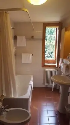 Superior Tek Büyük Yataklı Oda, Dağ Manzaralı