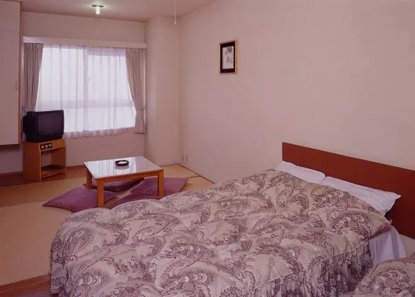 Traditional Oda, Sigara İçilebilir (Japanese Western style, 1-4 Guests)