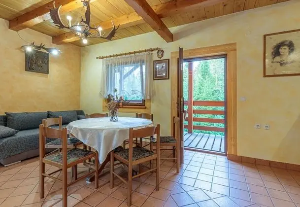 Family Dağ Evi, Birden Çok Yatak, Bahçeli (Chalet Zavrh 2 With Whirlpool And)