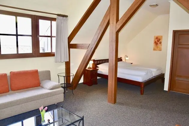 Tek Büyük Yataklı Oda