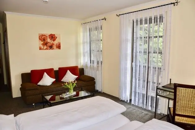 Tek Büyük Yataklı Oda