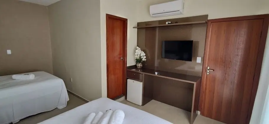 Superior Oda, 1 En Büyük (King) Boy Yatak, Veranda, Havuz Manzaralı