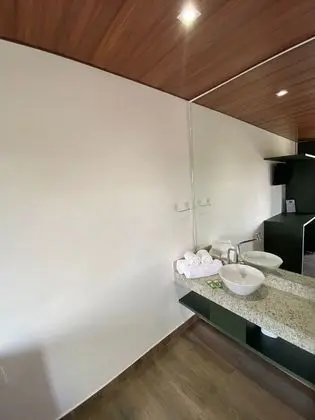 Superior Oda, 1 En Büyük (King) Boy Yatak, Veranda, Havuz Manzaralı