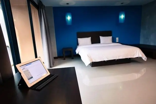 Deluxe Double Room (Building)