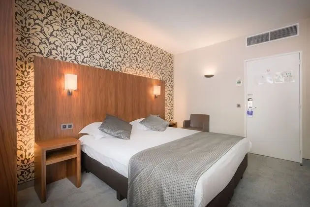 Comfort Tek Büyük Yataklı Oda