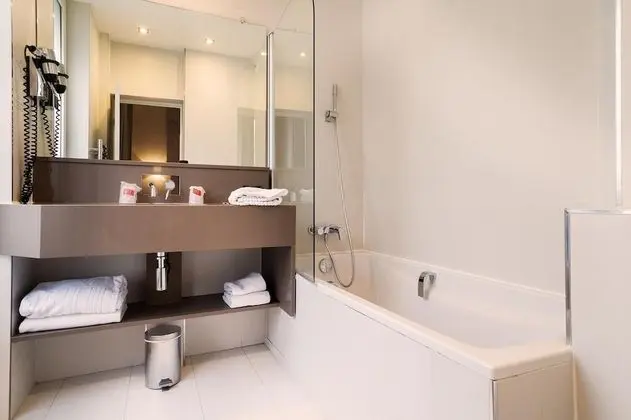 Superior Tek Büyük veya İki Ayrı Yataklı Oda