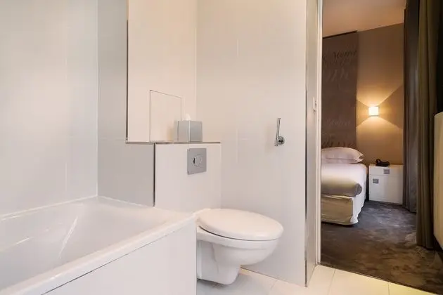 Superior Tek Büyük veya İki Ayrı Yataklı Oda