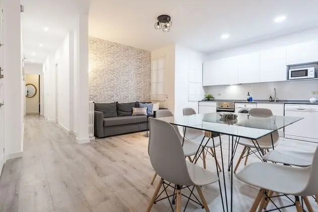 Apart Daire, 3 Yatak Odası, Balkon