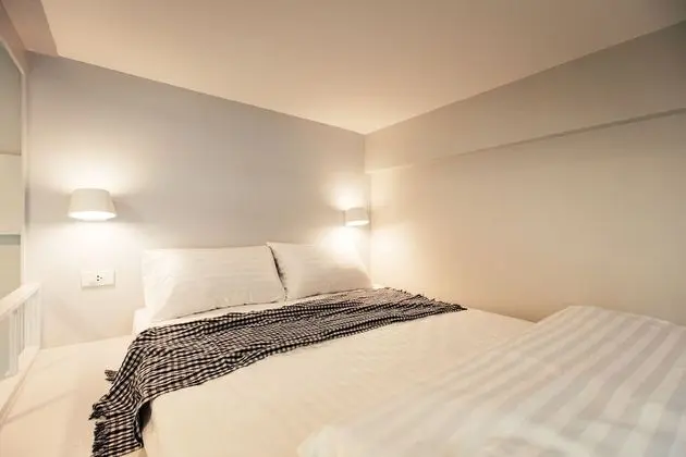 Private Duplex Room with Shared Bathroom