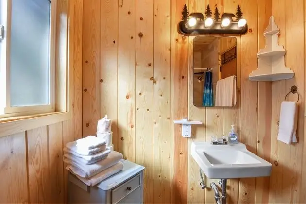 Ev, Birden Çok Yatak (Chambers Landing Chalet)