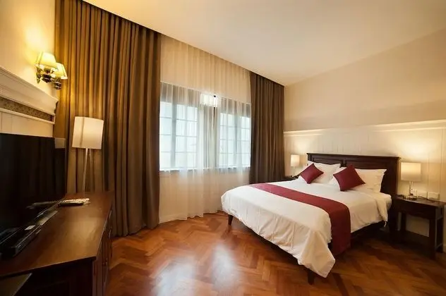 Deluxe Tek Büyük Yataklı Oda