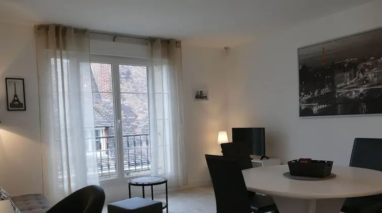 Comfort Apart Daire, Banyolu/Duşlu, Şehir Manzaralı