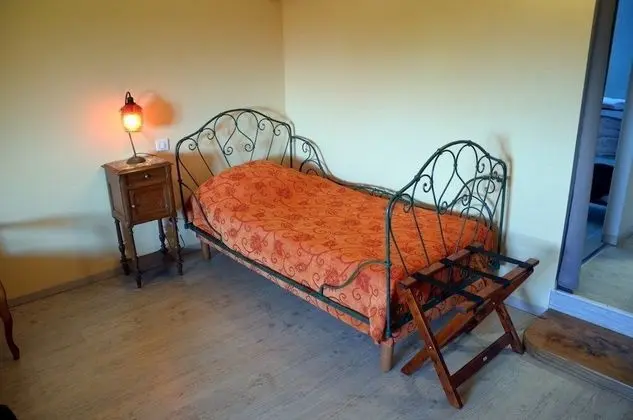 Üç Kişilik Oda (Hirondelle)