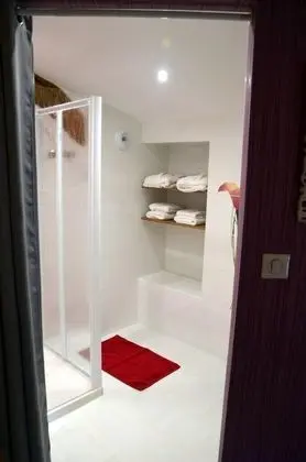 Üç Kişilik Oda (Tourterelle )