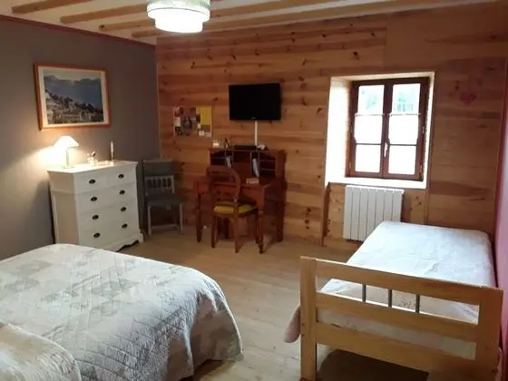 Comfort Üç Kişilik Oda, Bahçe Manzaralı