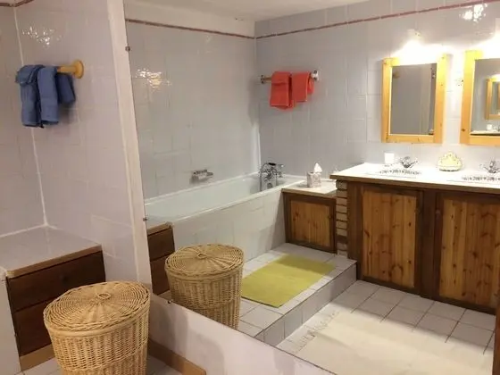 Comfort Üç Kişilik Oda, Bahçe Manzaralı