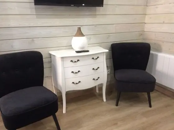 Dağ Evi, Havuz Manzaralı (N°6)