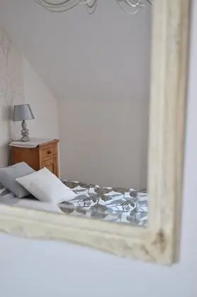 Superior Tek Büyük Yataklı Oda, Banyolu/Duşlu, Bahçe Manzaralı (N°1)