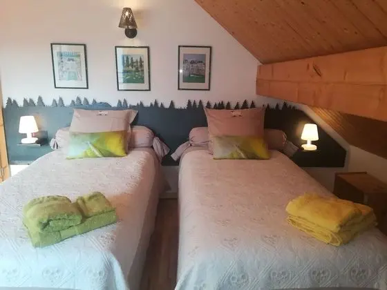 Tek Büyük veya İki Ayrı Yataklı Oda