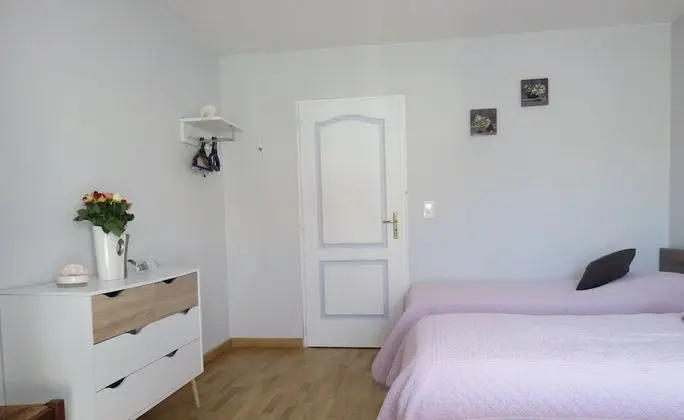 Üç Kişilik Oda, 3 Tek Kişilik Yatak, Balkon, Bahçe Manzaralı