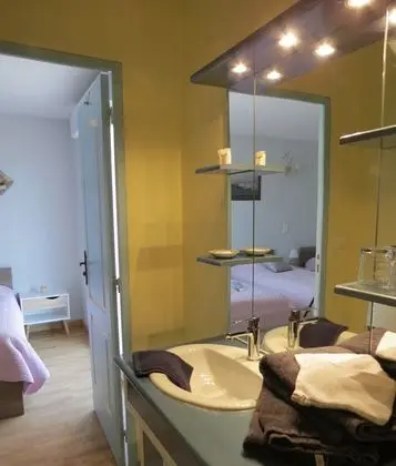Üç Kişilik Oda, 3 Tek Kişilik Yatak, Balkon, Bahçe Manzaralı