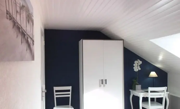 Family Oda, Bahçe Manzaralı