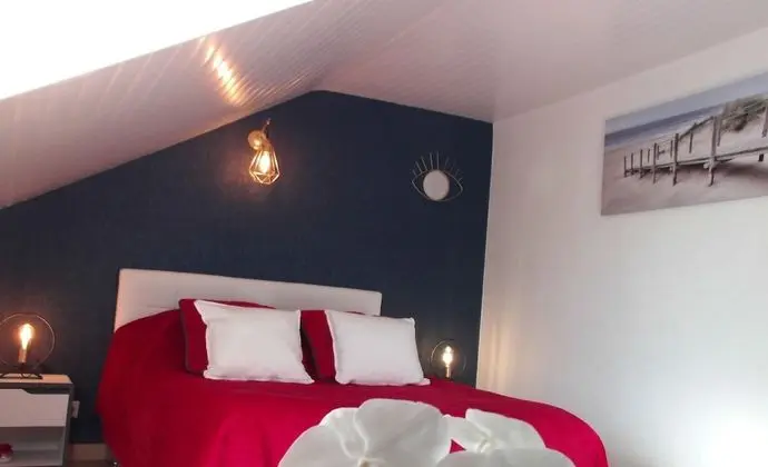 Family Oda, Bahçe Manzaralı