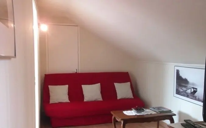 Family Oda, Bahçe Manzaralı