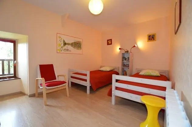 Family Süit (La Longère )