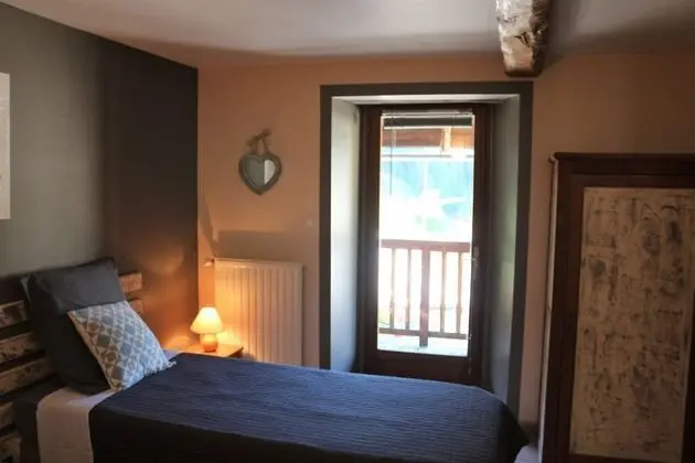 Traditional Tek Büyük veya İki Ayrı Yataklı Oda, 1 Büyük (Queen) Boy Yatak, Dağ Manzaralı (Fere)