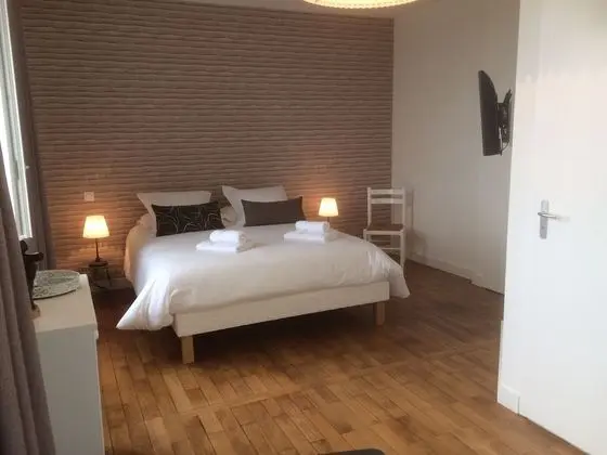 Üç Kişilik Oda, Özel Banyo (Marie-Josephine)