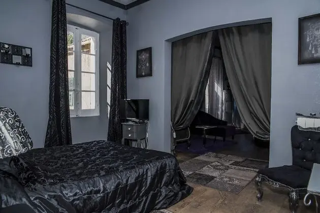 Tek Büyük Yataklı Oda (Boudoir)
