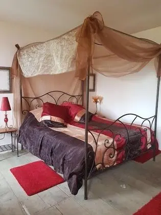Tek Büyük Yataklı Oda (Sultana)