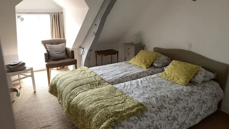 Family Tek Büyük Yataklı Oda, 2 Yatak Odası, Sigara İçilmez, Bahçe Manzaralı