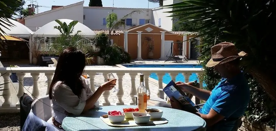 Comfort Oda, Teras, Havuz Manzaralı (Fragonard)