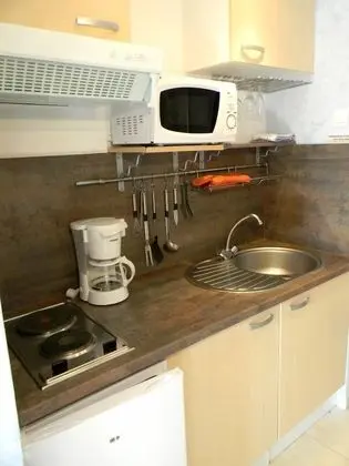 Comfort Stüdyo, Teras, Havuz Manzaralı (Matisse)